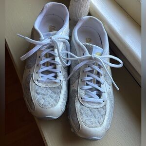 Skechers White and Gray Women's Sneakers